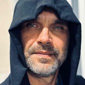 Руслан из г. 